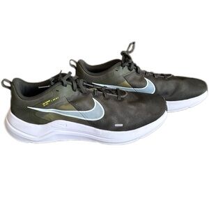 Men’s 14W Nike Downshifter 12 Running Shoe - DM0919-300 - Cargo Khaki & White